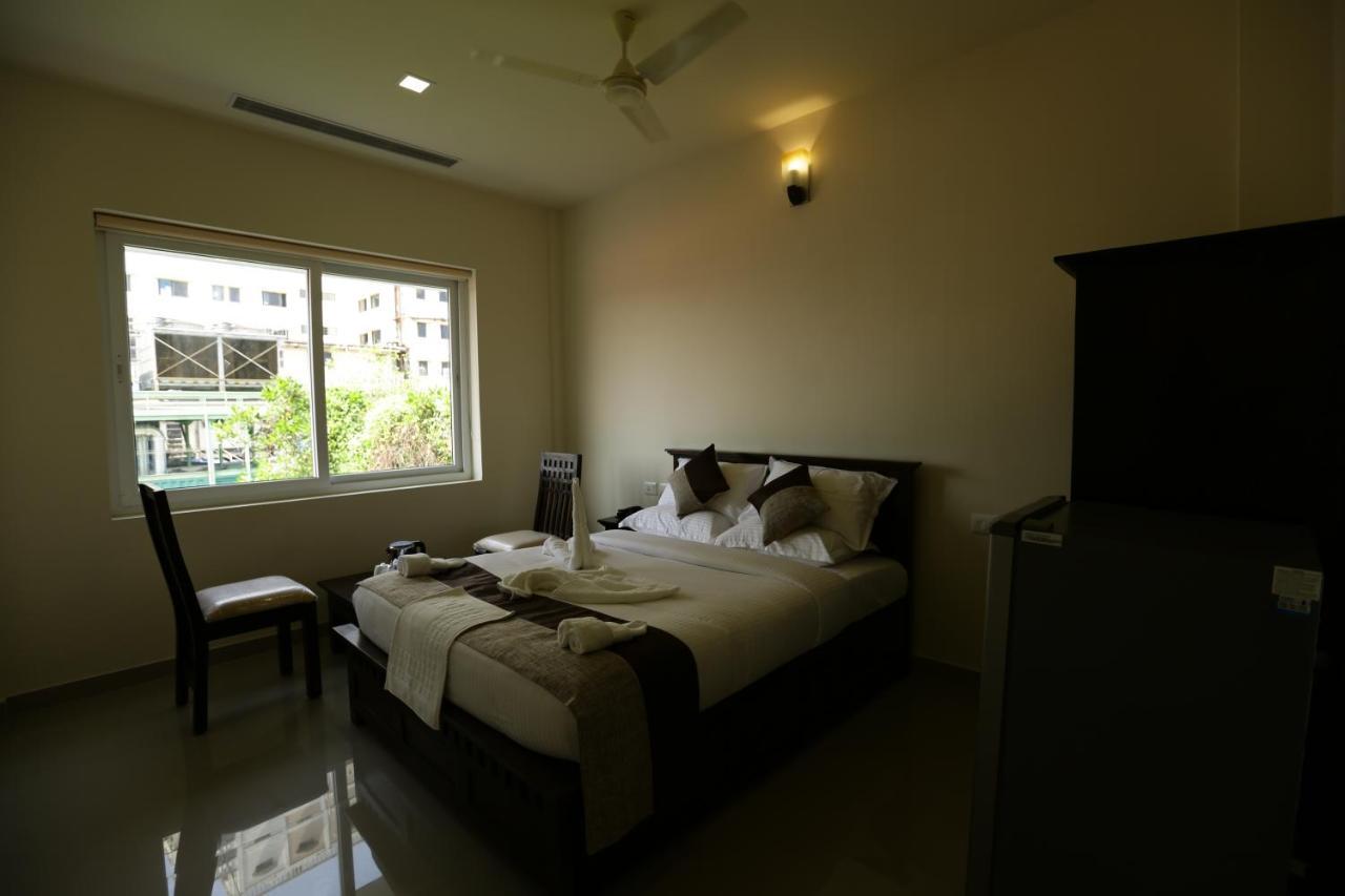 Le Noor Hotel Kochi Eksteriør billede
