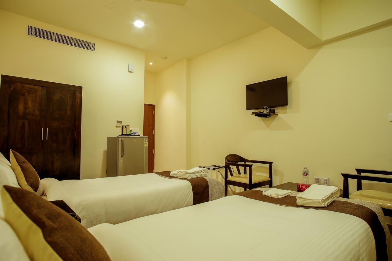 Le Noor Hotel Kochi Eksteriør billede