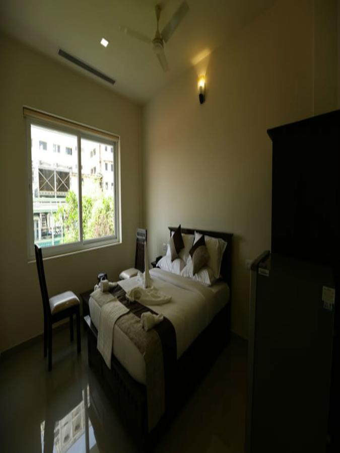 Le Noor Hotel Kochi Eksteriør billede